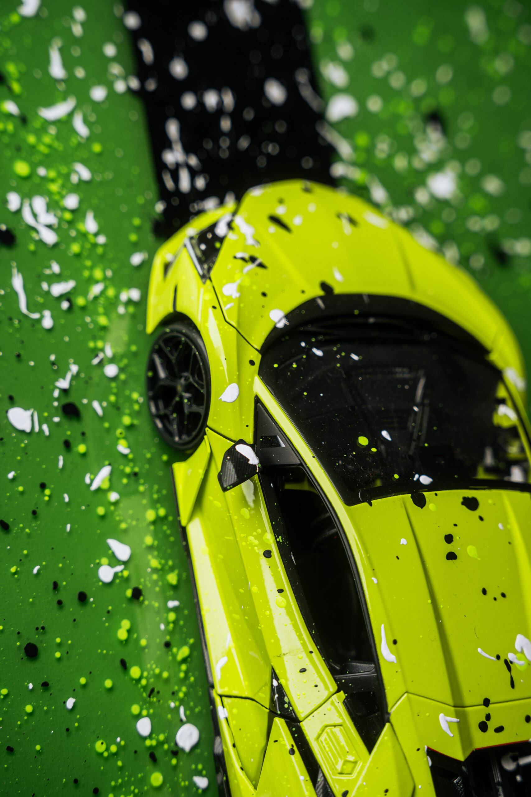 Lamborghini Revuelto - Image 5
