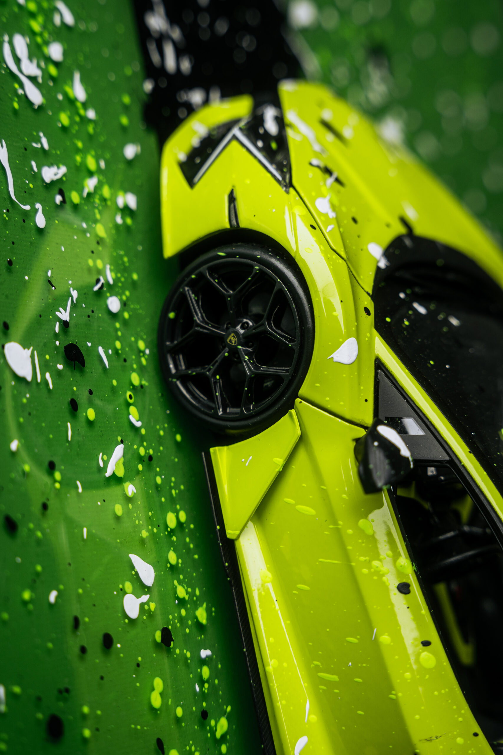 Lamborghini Revuelto - Image 9